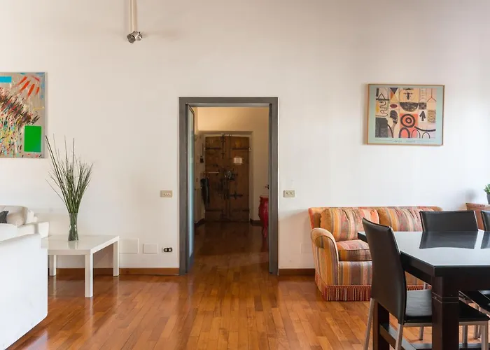 Navona Theatre Apartment near Piazza Navona