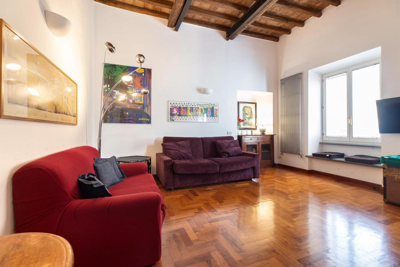 Apartment Via Del Teatro Pace Rome