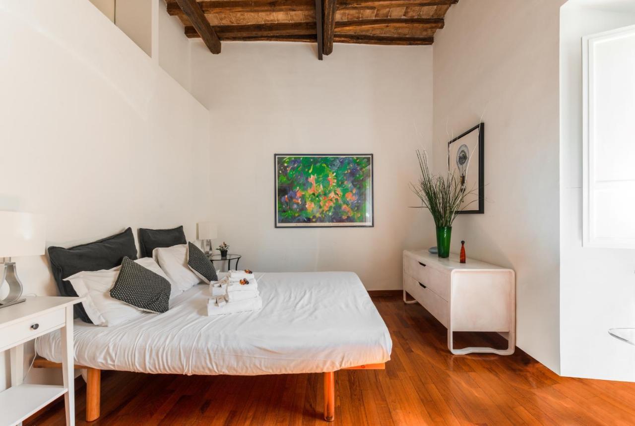 Via Del Teatro Pace Apartment